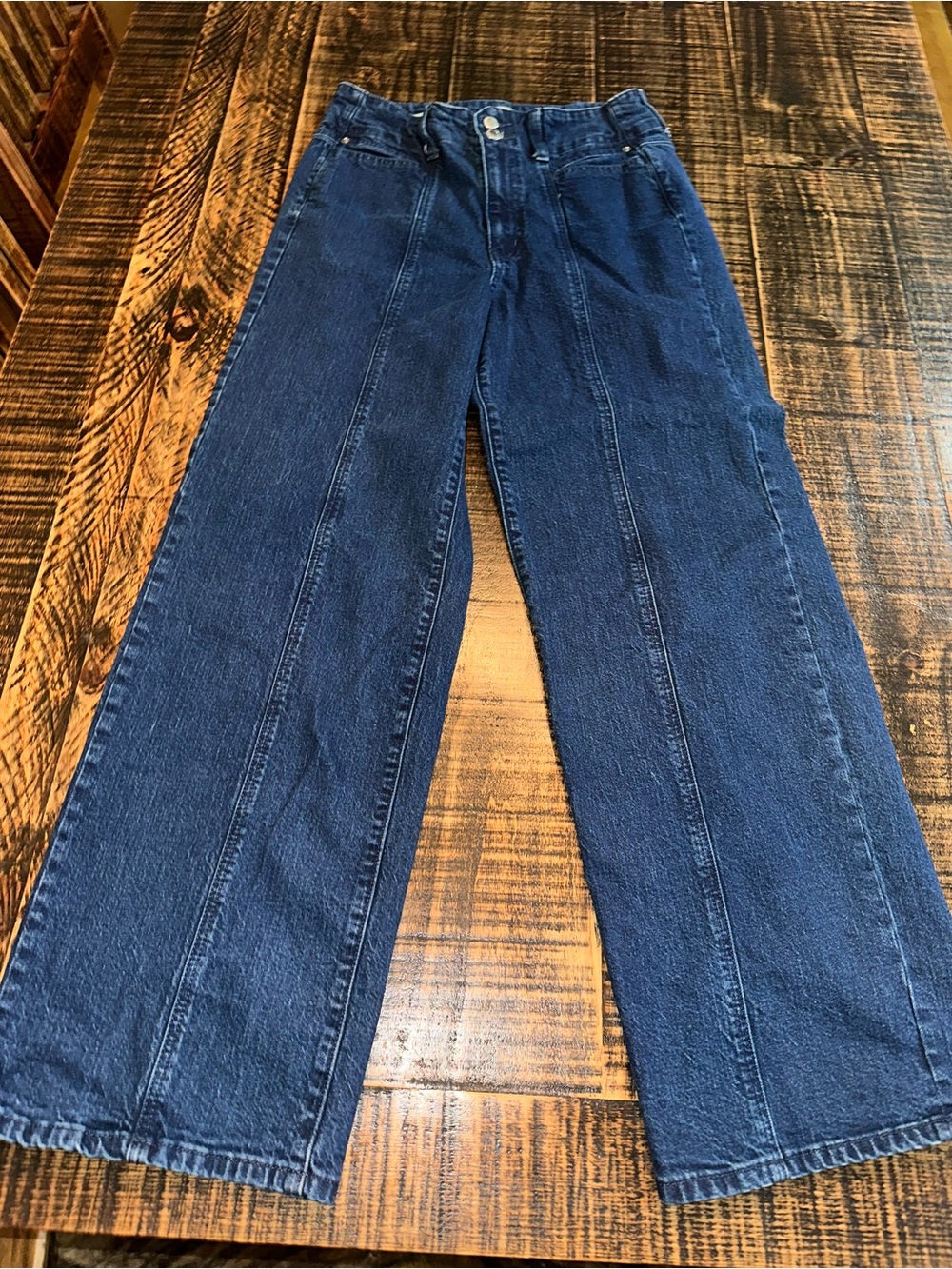 Universal Threads size 10R High Ride Wide Leg Jeans